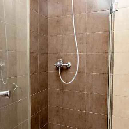 Apartament Studio In With Balcony & Outdoor Pool